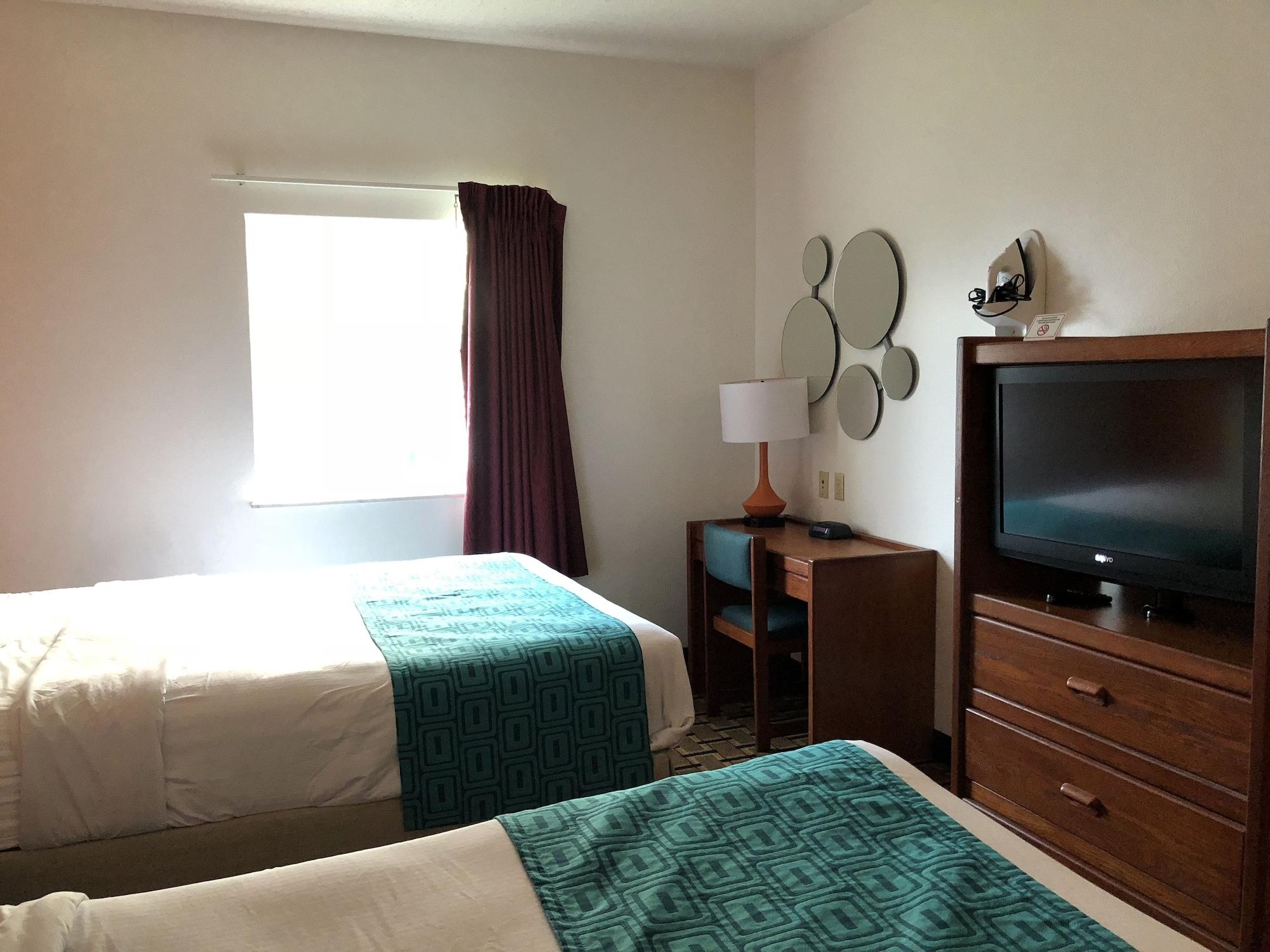Howard Johnson By Wyndham Airport 3* Louisville
